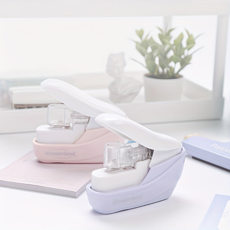 1pc of a Needleless Stapler, a Temporary Binding Stapler, a Handheld Small Needleless Stapler